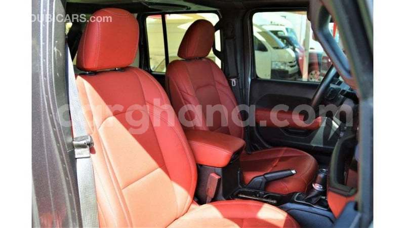 Big with watermark jeep wrangler ashanti import dubai 53715