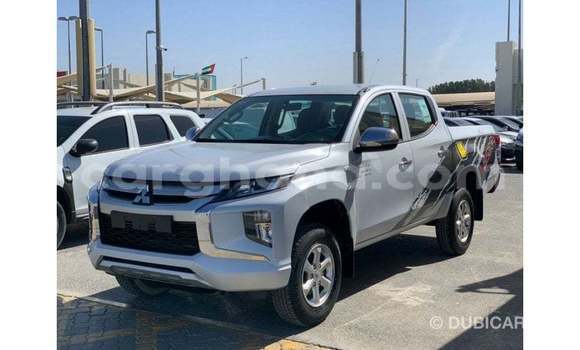 Buy Import Mitsubishi L200 White Car in Import - Dubai in Ashanti Buy Import Mitsubishi L200 White Car in Import - Dubai in Ashanti