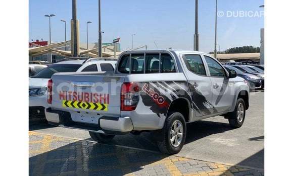 Buy Import Mitsubishi L200 White Car in Import - Dubai in Ashanti Buy Import Mitsubishi L200 White Car in Import - Dubai in Ashanti