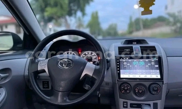 Sayi Na hannu Toyota Corolla White Mota in Accra a Greater Accra Sayi Na hannu Toyota Corolla White Mota in Accra a Greater Accra