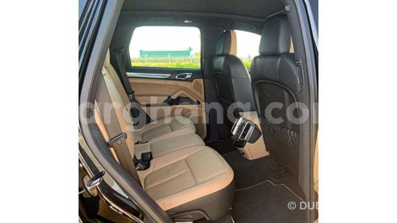 Big with watermark porsche cayenne ashanti import dubai 53741