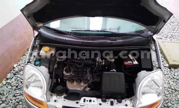 Ra Àlòkù Daewoo Matiz Silver Ọkọ̀ in Iwọn didun ni Oorun Ra Àlòkù Daewoo Matiz Silver Ọkọ̀ in Iwọn didun ni Oorun