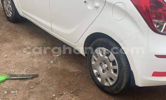 Buy Used Hyundai i20 White Car in Takoradi in Western Buy Used Hyundai i20 White Car in Takoradi in Western