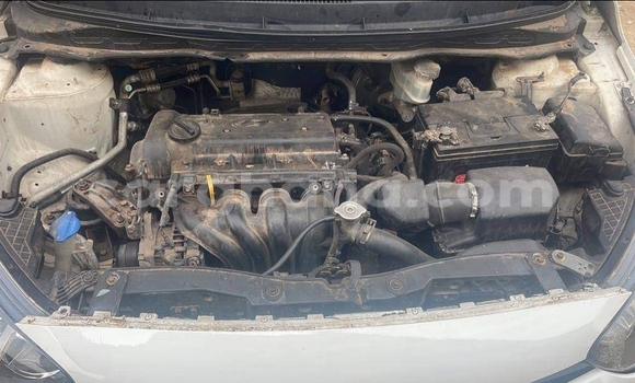 Buy Used Hyundai i20 White Car in Takoradi in Western Buy Used Hyundai i20 White Car in Takoradi in Western