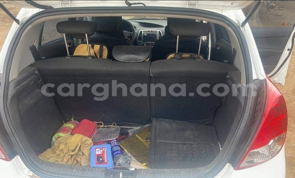 Buy Used Hyundai i20 White Car in Takoradi in Western Buy Used Hyundai i20 White Car in Takoradi in Western