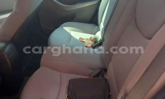 Ra Àlòkù Honda Accord Blue Ọkọ̀ in Iwọn didun ni Oorun Ra Àlòkù Honda Accord Blue Ọkọ̀ in Iwọn didun ni Oorun