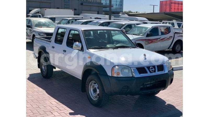 Big with watermark nissan pickup ashanti import dubai 53754