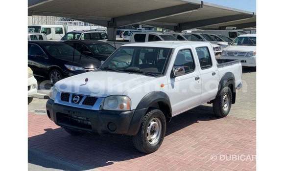 Ra Imported Nissan Pickup funfun Ọkọ̀ in Import - Dubai ni Ashanti Ra Imported Nissan Pickup funfun Ọkọ̀ in Import - Dubai ni Ashanti