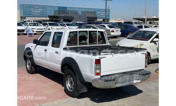 Ra Imported Nissan Pickup funfun Ọkọ̀ in Import - Dubai ni Ashanti Ra Imported Nissan Pickup funfun Ọkọ̀ in Import - Dubai ni Ashanti
