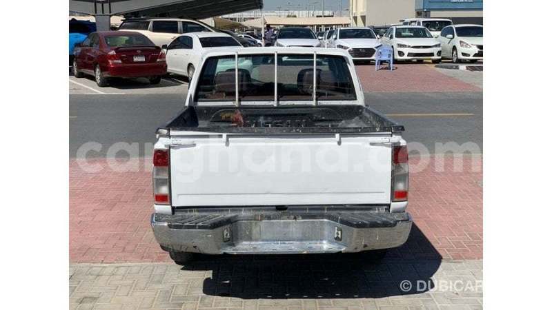 Big with watermark nissan pickup ashanti import dubai 53754