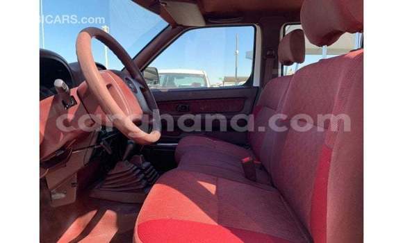 Ra Imported Nissan Pickup funfun Ọkọ̀ in Import - Dubai ni Ashanti Ra Imported Nissan Pickup funfun Ọkọ̀ in Import - Dubai ni Ashanti