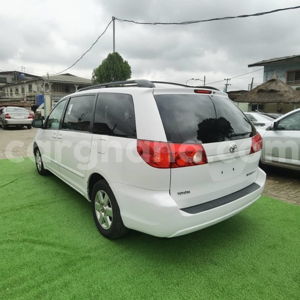 Big with watermark toyota sienna western takoradi 53765