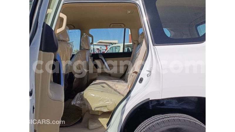 Big with watermark toyota prado ashanti import dubai 53767