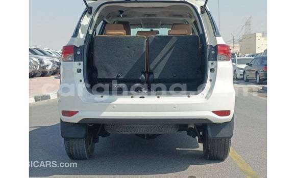 Sayi Imported Toyota Fortuner White Mota in Import - Dubai a Ashanti Sayi Imported Toyota Fortuner White Mota in Import - Dubai a Ashanti