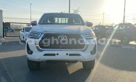 Buy Import Toyota Hilux White Car in Import - Dubai in Ashanti Buy Import Toyota Hilux White Car in Import - Dubai in Ashanti