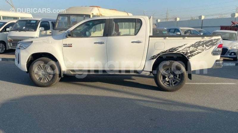 Big with watermark toyota hilux ashanti import dubai 53772