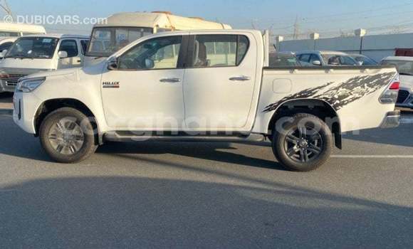 Buy Import Toyota Hilux White Car in Import - Dubai in Ashanti Buy Import Toyota Hilux White Car in Import - Dubai in Ashanti