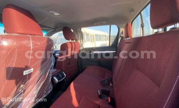 Buy Import Toyota Hilux White Car in Import - Dubai in Ashanti Buy Import Toyota Hilux White Car in Import - Dubai in Ashanti