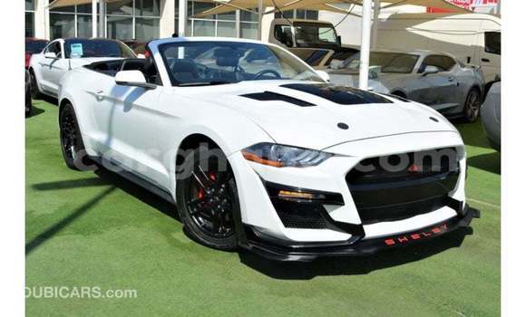 Ra Imported Ford Mustang funfun Ọkọ̀ in Import - Dubai ni Ashanti Ra Imported Ford Mustang funfun Ọkọ̀ in Import - Dubai ni Ashanti