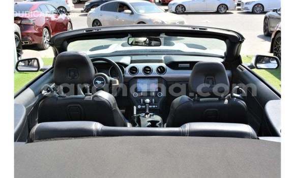 Ra Imported Ford Mustang funfun Ọkọ̀ in Import - Dubai ni Ashanti Ra Imported Ford Mustang funfun Ọkọ̀ in Import - Dubai ni Ashanti