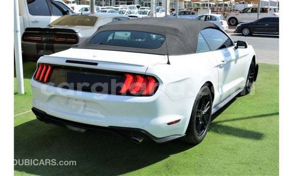 Ra Imported Ford Mustang funfun Ọkọ̀ in Import - Dubai ni Ashanti Ra Imported Ford Mustang funfun Ọkọ̀ in Import - Dubai ni Ashanti