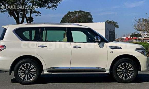 Buy Import Nissan Patrol White Car in Import - Dubai in Ashanti Buy Import Nissan Patrol White Car in Import - Dubai in Ashanti