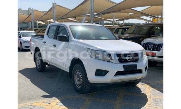 Sayi Imported Nissan Navara White Mota in Import - Dubai a Ashanti Sayi Imported Nissan Navara White Mota in Import - Dubai a Ashanti