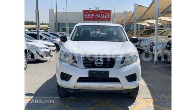 Big with watermark nissan navara ashanti import dubai 53776