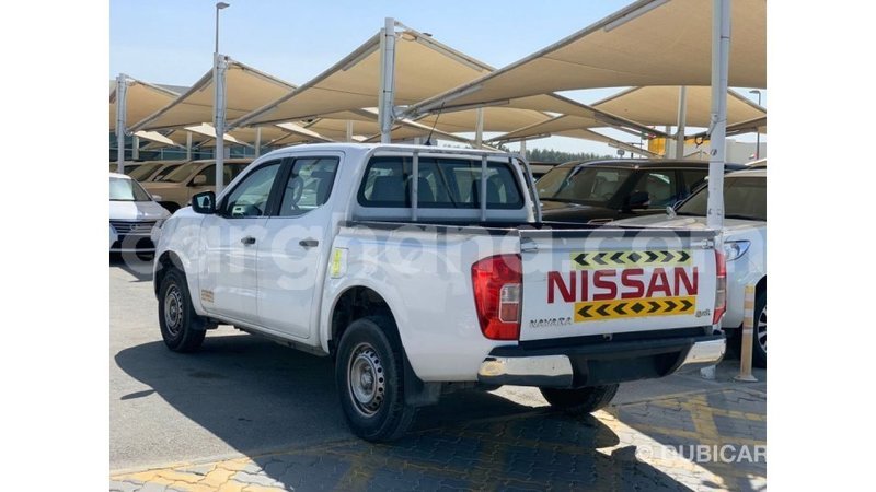 Big with watermark nissan navara ashanti import dubai 53776