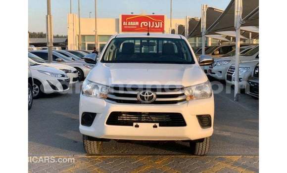 Ra Imported Toyota Hilux funfun Ọkọ̀ in Import - Dubai ni Ashanti Ra Imported Toyota Hilux funfun Ọkọ̀ in Import - Dubai ni Ashanti