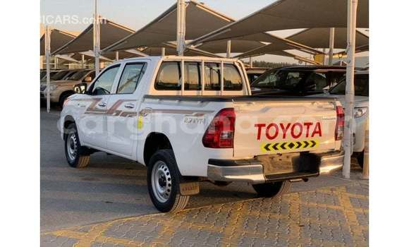 Ra Imported Toyota Hilux funfun Ọkọ̀ in Import - Dubai ni Ashanti Ra Imported Toyota Hilux funfun Ọkọ̀ in Import - Dubai ni Ashanti