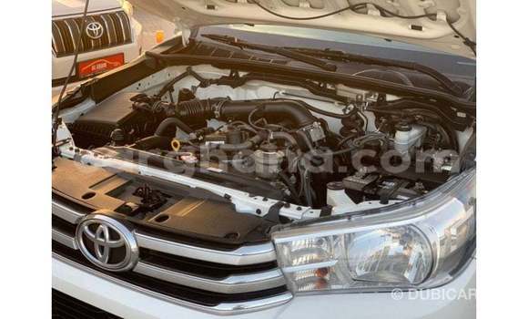 Ra Imported Toyota Hilux funfun Ọkọ̀ in Import - Dubai ni Ashanti Ra Imported Toyota Hilux funfun Ọkọ̀ in Import - Dubai ni Ashanti