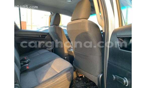 Ra Imported Toyota Hilux funfun Ọkọ̀ in Import - Dubai ni Ashanti Ra Imported Toyota Hilux funfun Ọkọ̀ in Import - Dubai ni Ashanti