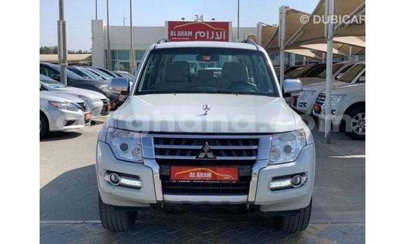 Buy Import Mitsubishi Pajero White Car in Import - Dubai in Ashanti Buy Import Mitsubishi Pajero White Car in Import - Dubai in Ashanti