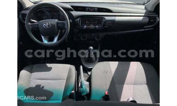 Sayi Imported Toyota Hilux White Mota in Import - Dubai a Ashanti Sayi Imported Toyota Hilux White Mota in Import - Dubai a Ashanti