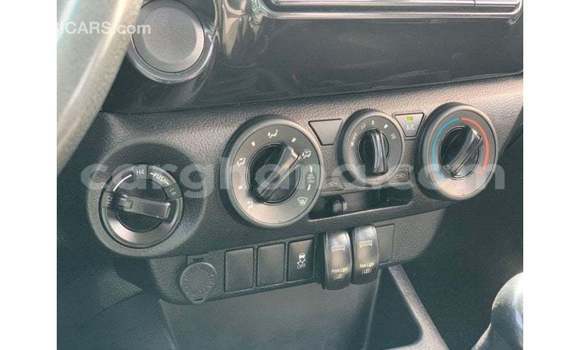 Sayi Imported Toyota Hilux White Mota in Import - Dubai a Ashanti Sayi Imported Toyota Hilux White Mota in Import - Dubai a Ashanti