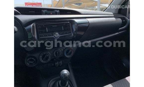 Sayi Imported Toyota Hilux White Mota in Import - Dubai a Ashanti Sayi Imported Toyota Hilux White Mota in Import - Dubai a Ashanti