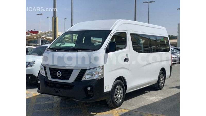 Big with watermark nissan urvan ashanti import dubai 53782