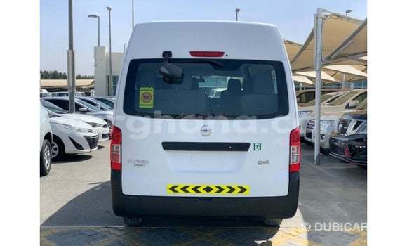 Ra Imported Nissan Urvan funfun Ọkọ̀ in Import - Dubai ni Ashanti Ra Imported Nissan Urvan funfun Ọkọ̀ in Import - Dubai ni Ashanti