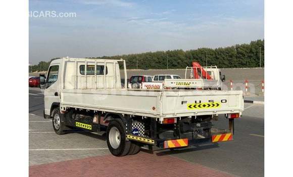 Ra Imported Mitsubishi Carisma funfun Ọkọ̀ in Import - Dubai ni Ashanti Ra Imported Mitsubishi Carisma funfun Ọkọ̀ in Import - Dubai ni Ashanti