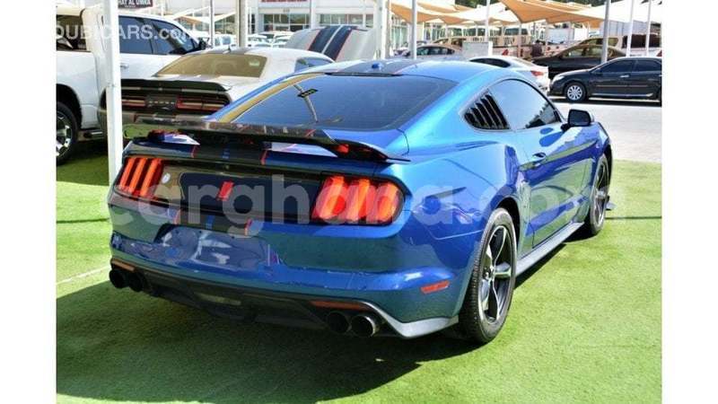 Big with watermark ford mustang ashanti import dubai 53804