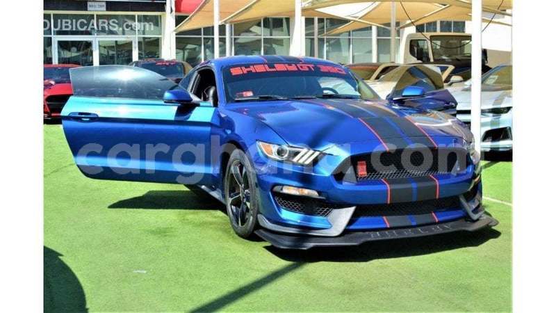 Big with watermark ford mustang ashanti import dubai 53804