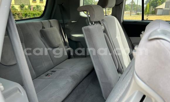 Ra Àlòkù Toyota Highlander Alagara Ọkọ̀ in Iwọn didun ni Oorun Ra Àlòkù Toyota Highlander Alagara Ọkọ̀ in Iwọn didun ni Oorun