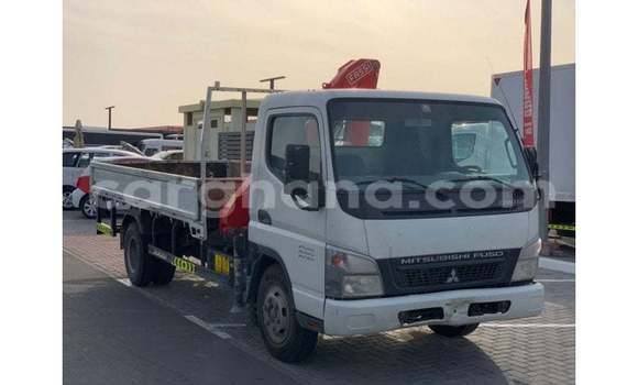 Ra Imported Mitsubishi i funfun Ọkọ̀ in Import - Dubai ni Ashanti Ra Imported Mitsubishi i funfun Ọkọ̀ in Import - Dubai ni Ashanti