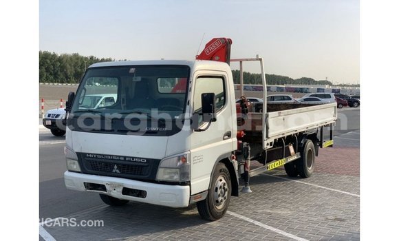 Ra Imported Mitsubishi i funfun Ọkọ̀ in Import - Dubai ni Ashanti Ra Imported Mitsubishi i funfun Ọkọ̀ in Import - Dubai ni Ashanti
