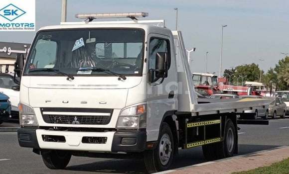 Buy Import Mitsubishi Carisma White Car in Import - Dubai in Ashanti