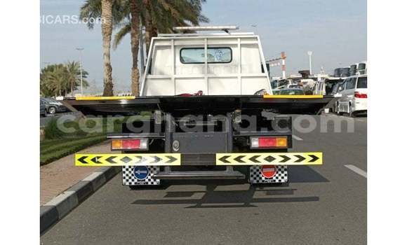 Buy Import Mitsubishi Carisma White Car in Import - Dubai in Ashanti Buy Import Mitsubishi Carisma White Car in Import - Dubai in Ashanti