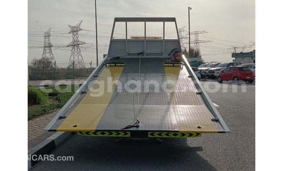 Buy Import Mitsubishi Carisma White Car in Import - Dubai in Ashanti Buy Import Mitsubishi Carisma White Car in Import - Dubai in Ashanti