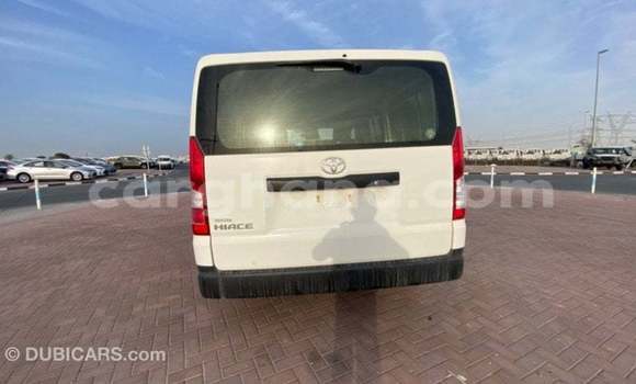 Buy Import Toyota Hiace White Car in Import - Dubai in Ashanti Buy Import Toyota Hiace White Car in Import - Dubai in Ashanti