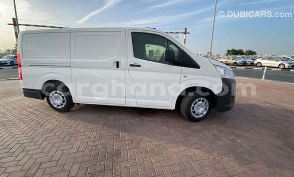 Buy Import Toyota Hiace White Car in Import - Dubai in Ashanti Buy Import Toyota Hiace White Car in Import - Dubai in Ashanti